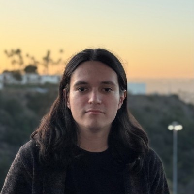 l3onav portrait